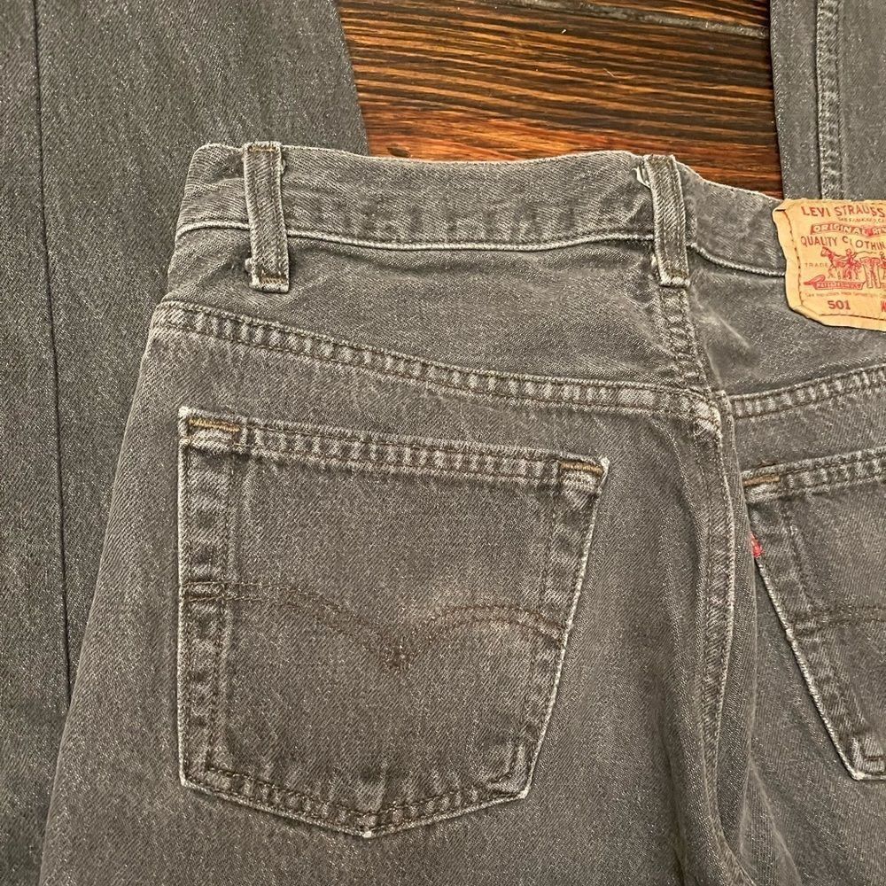 Vintage 501 Levi Denim, 30x32, THE DREAM JEAN - Picture 5 of 15